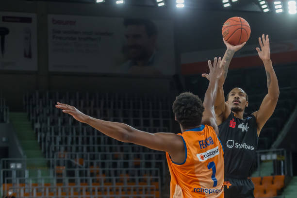 虽然37岁 虽然37岁