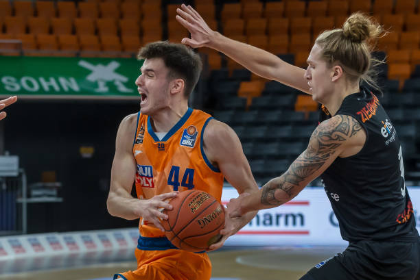 年输给秘鲁 年输给秘鲁