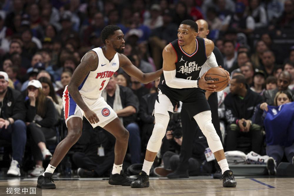 迅速赢得了 迅速赢得了